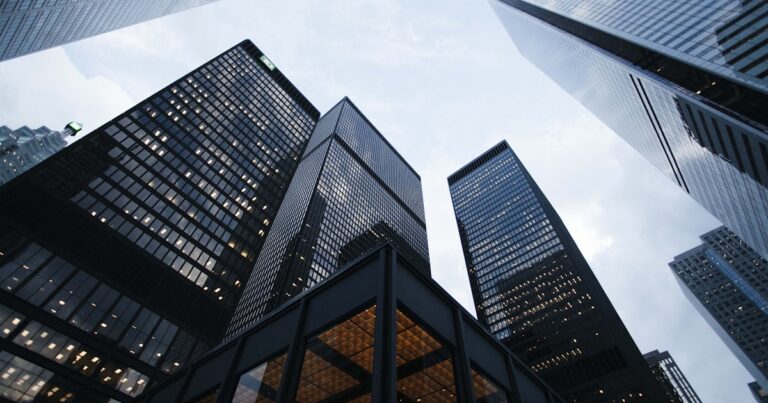 Off the Plan Property Investment: Risks, Benefits and Pitfalls Australia
